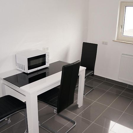 Soni Apartment Дибург Екстериор снимка