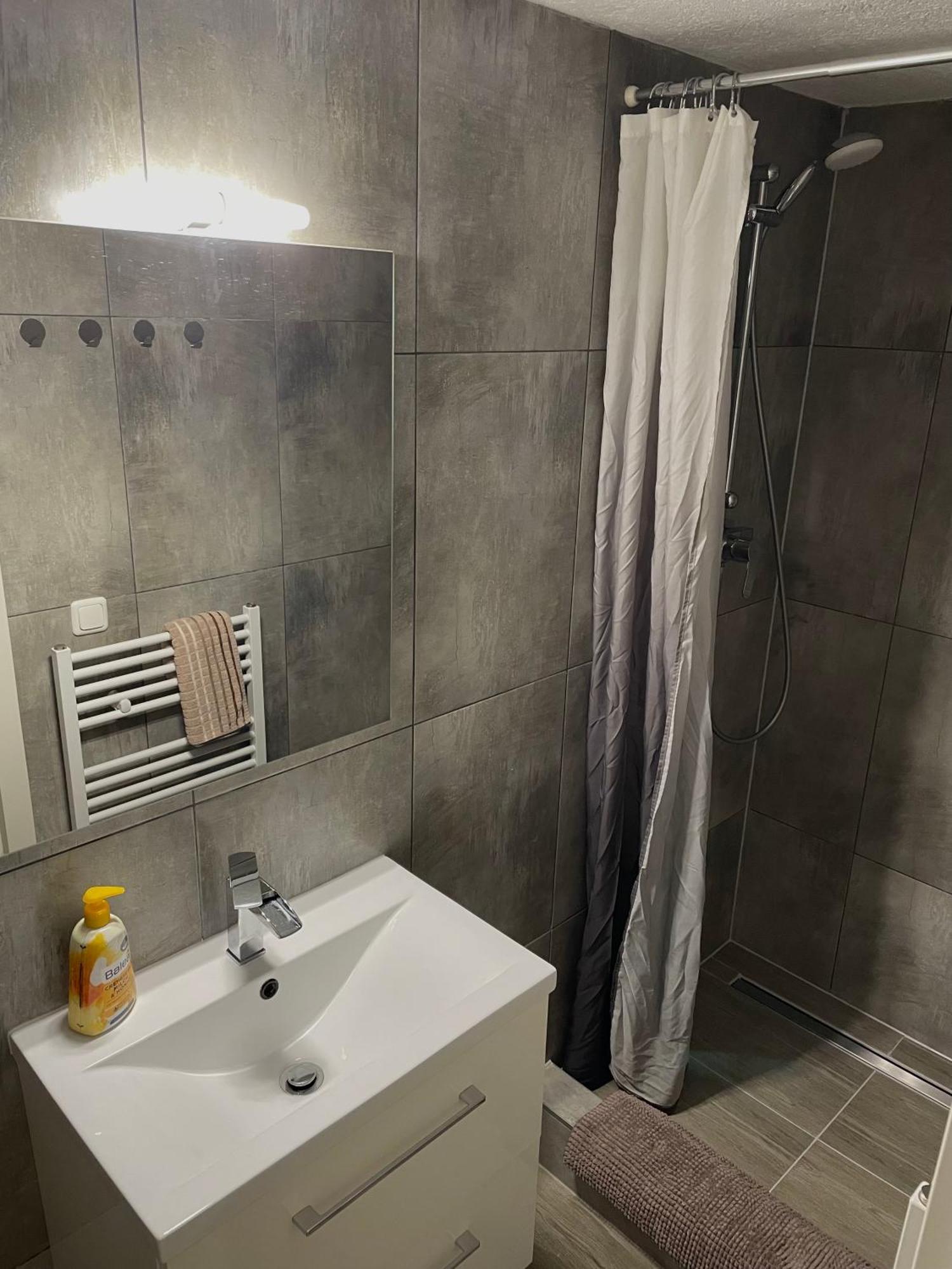 Soni Apartment Дибург Екстериор снимка