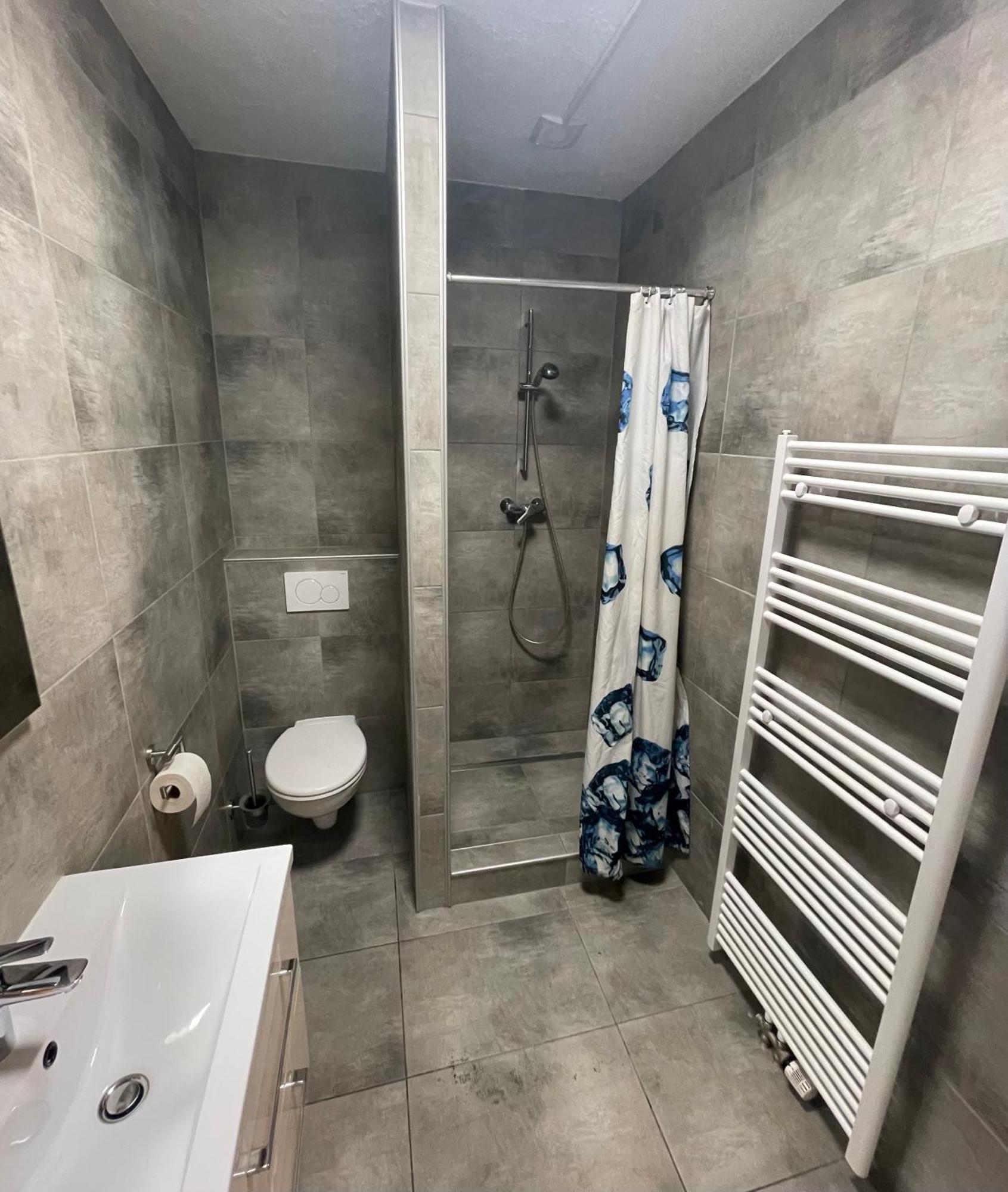 Soni Apartment Дибург Екстериор снимка
