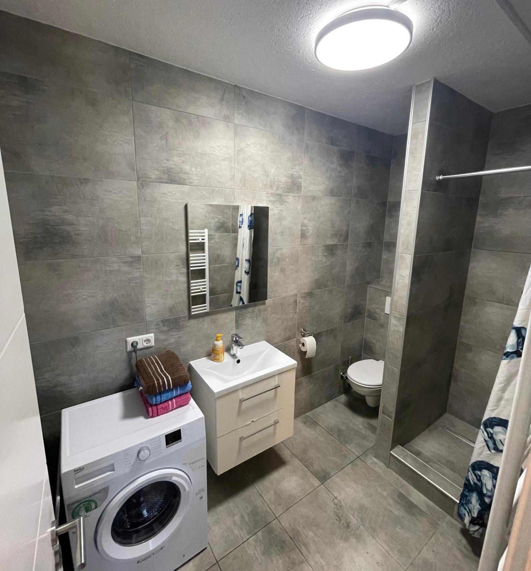 Soni Apartment Дибург Екстериор снимка