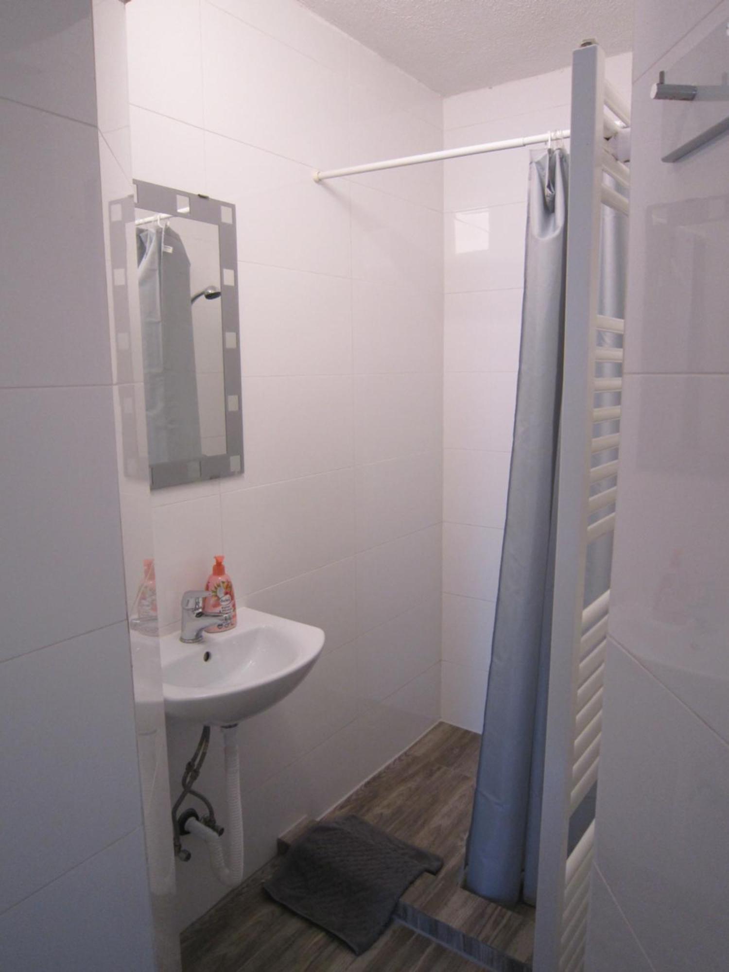 Soni Apartment Дибург Екстериор снимка